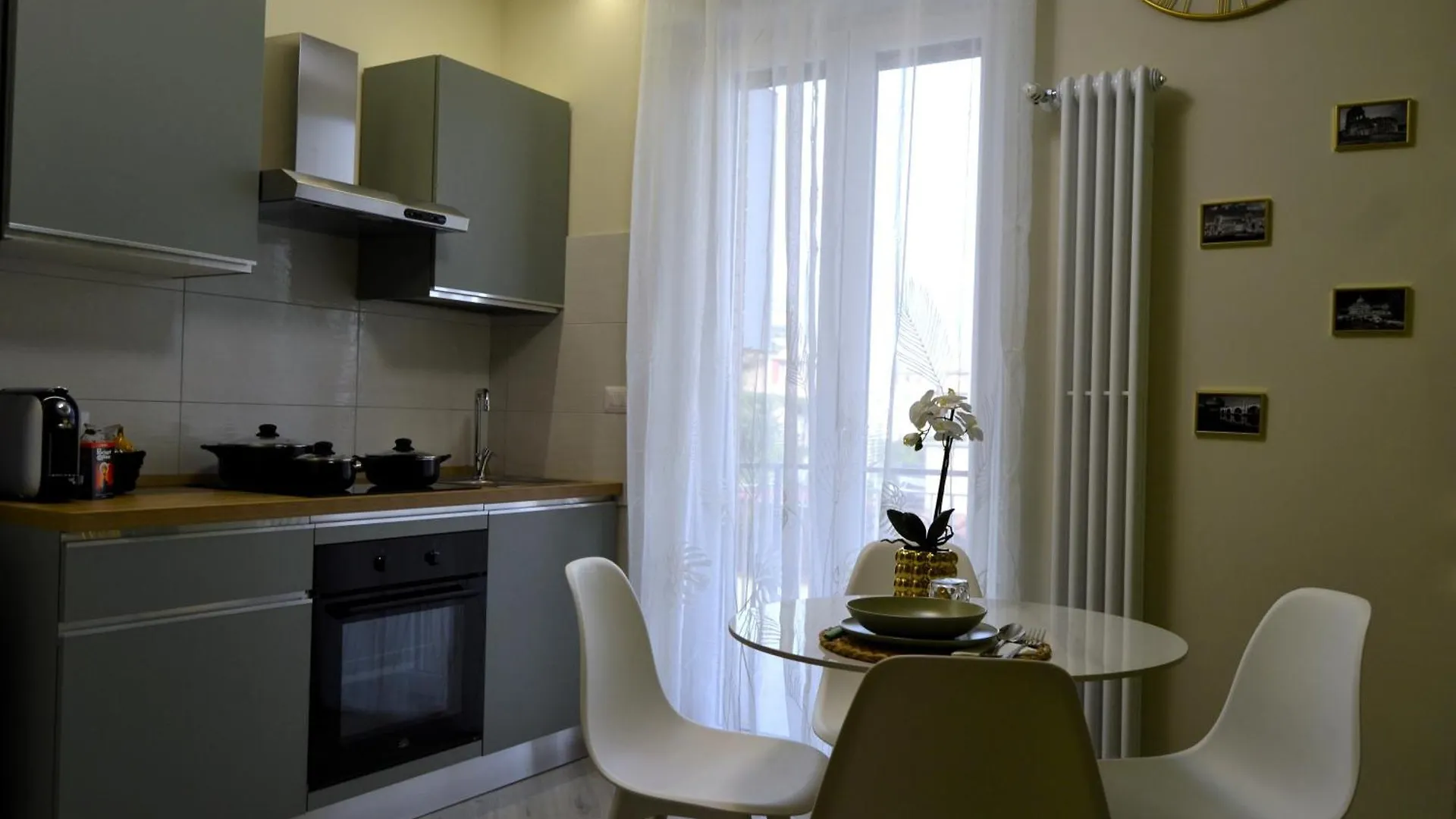 Green And Blue Apartment Roma