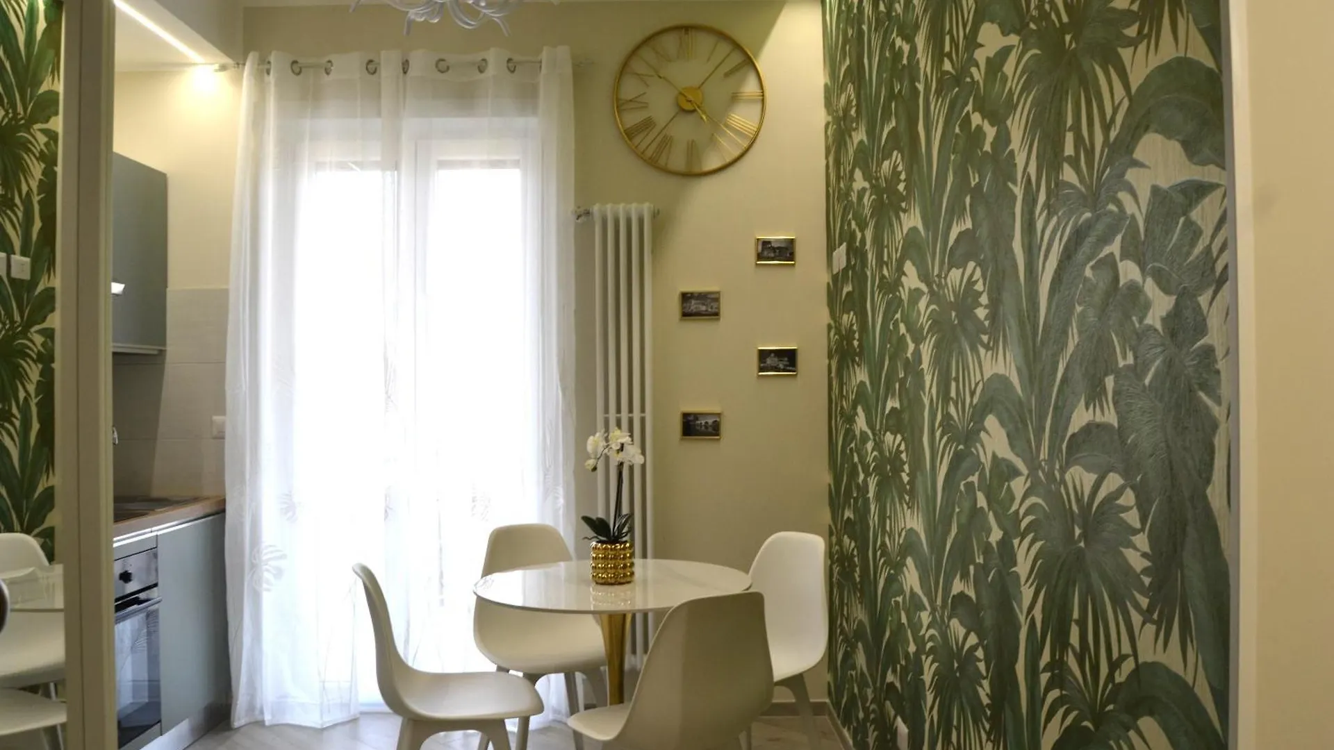 Green And Blue Apartment Roma