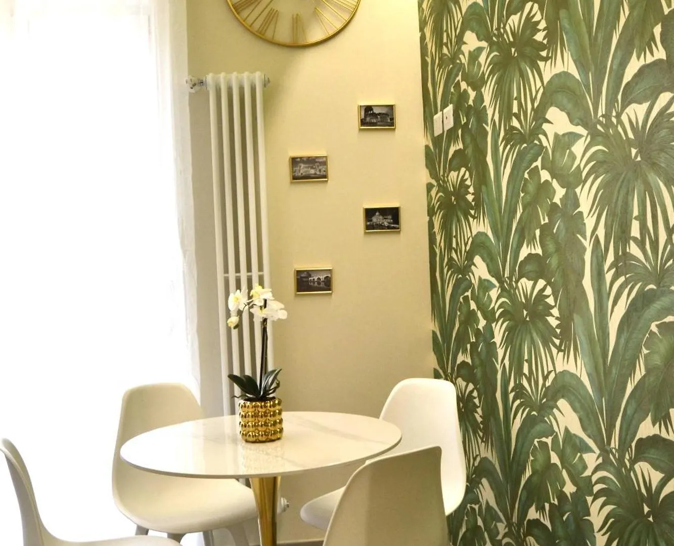 Green And Blue Apartment Roma