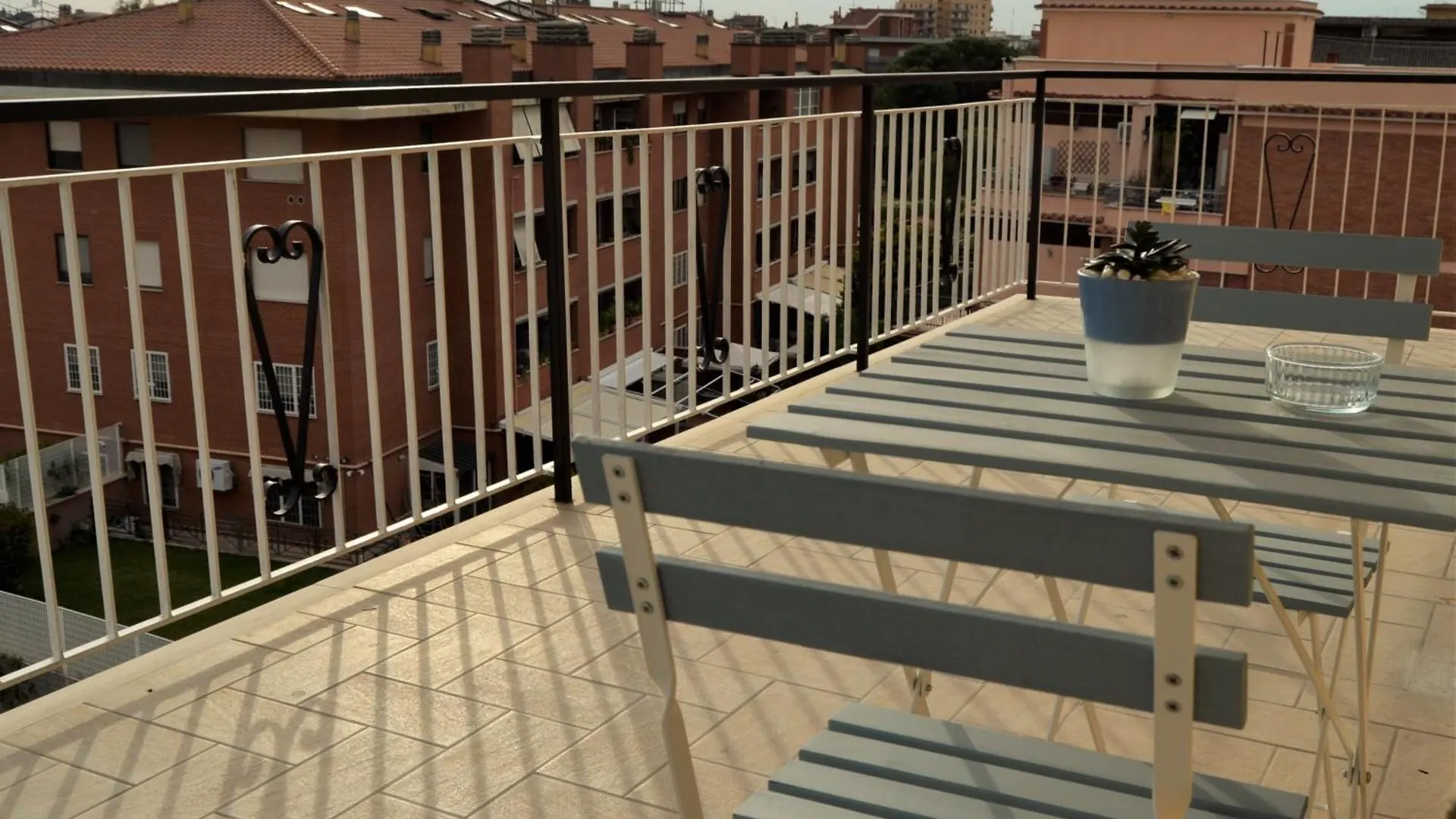 Green And Blue Apartment Rome