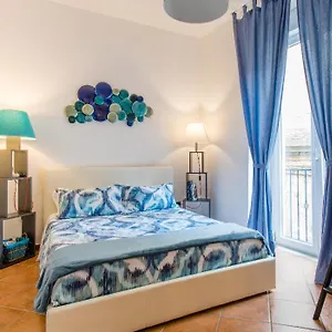 https://il-posto-fisso-napoli.hotels-amalfi.com